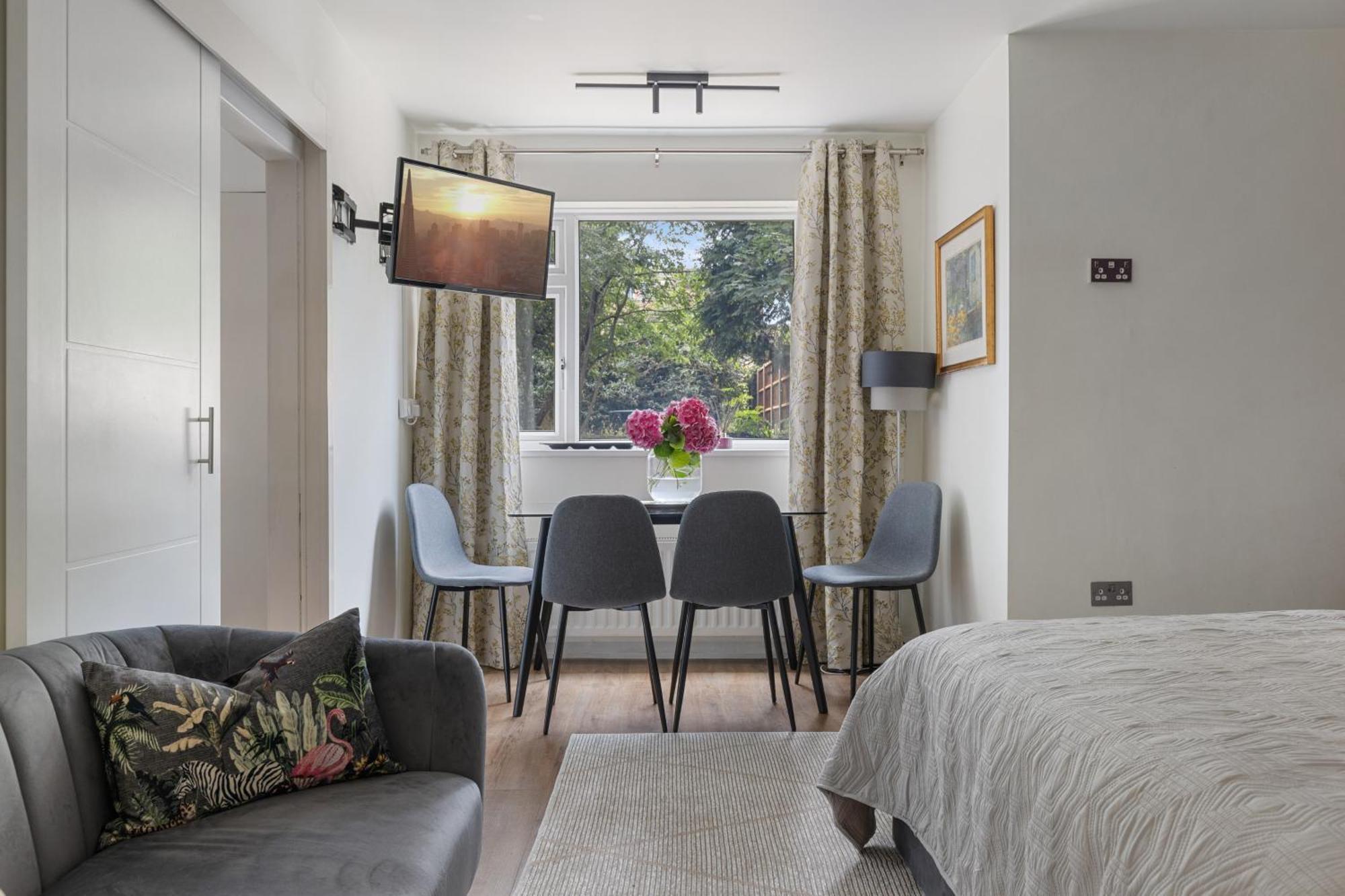 King Studio Apartment With Garden And Parking อีลลิง ภายนอก รูปภาพ